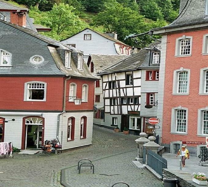 Residenz 4 Jahreszeiten Apartamento Monschau Exterior foto