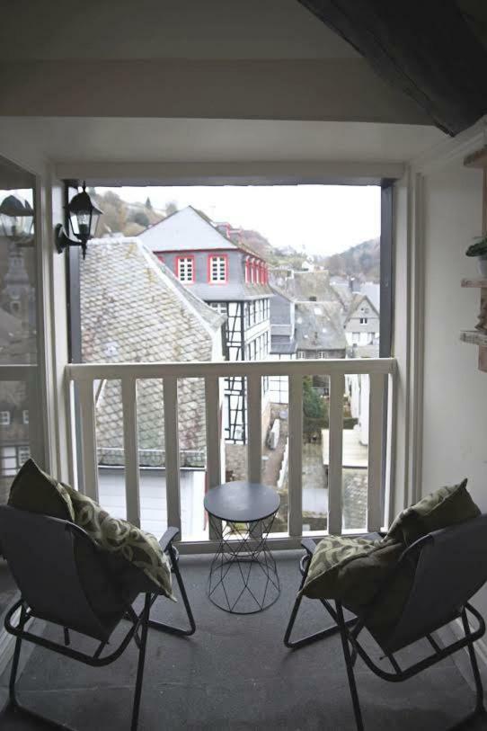 Residenz 4 Jahreszeiten Apartamento Monschau Exterior foto
