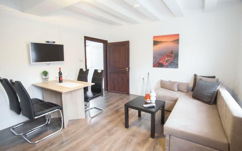 Residenz 4 Jahreszeiten Apartamento Monschau Exterior foto